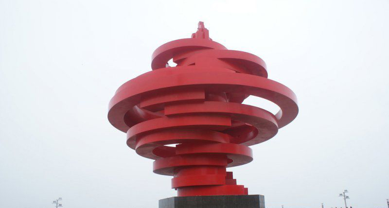 广场不锈钢五月的风景观雕塑图片