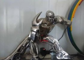 公园不锈钢机器人雕塑