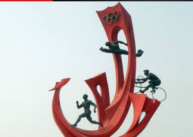 广场不锈钢运动人物雕塑
