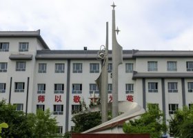 校园不锈钢景观升华雕塑