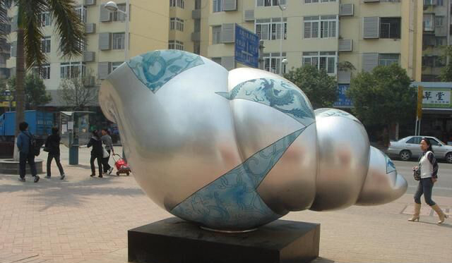 小区不锈钢海螺景观雕塑图片