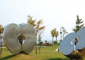 不锈钢苹果雕塑