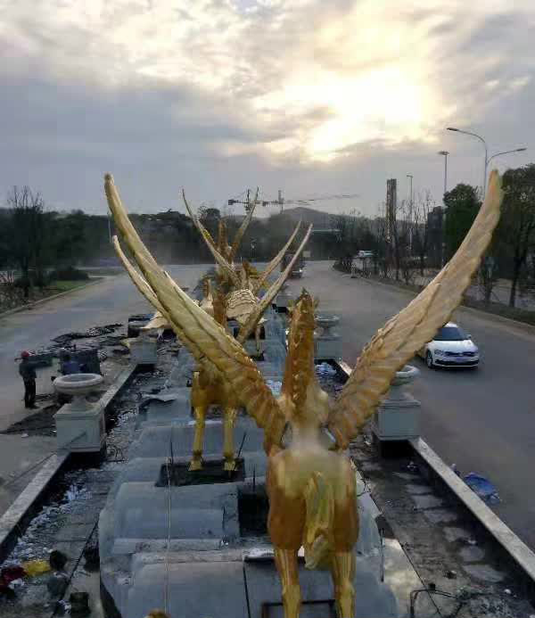 不锈钢城市飞龙雕塑图片