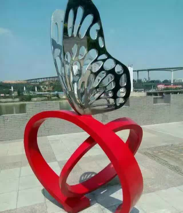 广场烤漆不锈钢蝴蝶雕塑图片