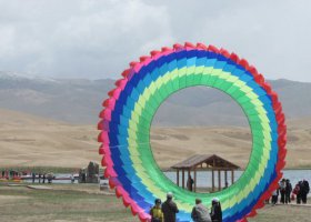 不锈钢彩虹圆形景观雕塑