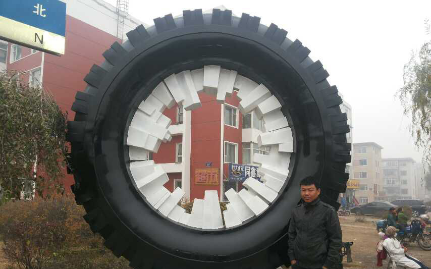 不锈钢装饰轮胎景观雕塑图片