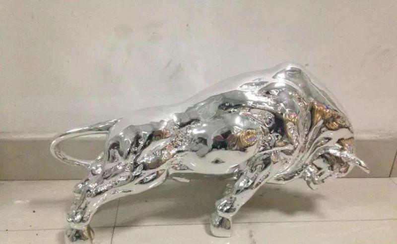 不锈钢开荒牛拓荒牛雕塑图片
