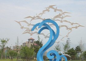 广场不锈钢鸽子雕塑