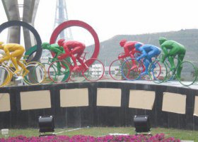 公园不锈钢骑自行车雕塑