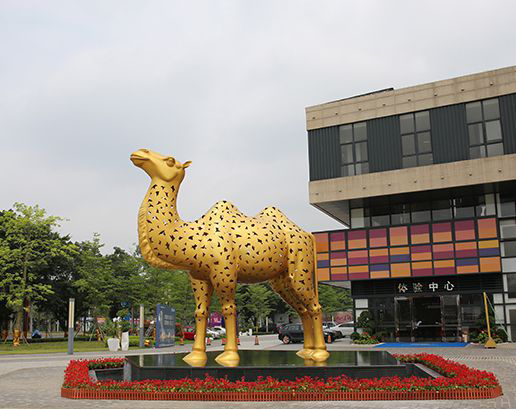 骆驼镂空不锈钢雕塑图片