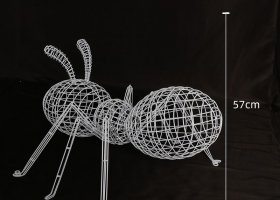 蚂蚁不锈钢镂空雕塑