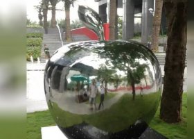 广场苹果不锈钢雕塑