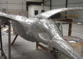 不锈钢雄鹰展翅老鹰动物雕塑
