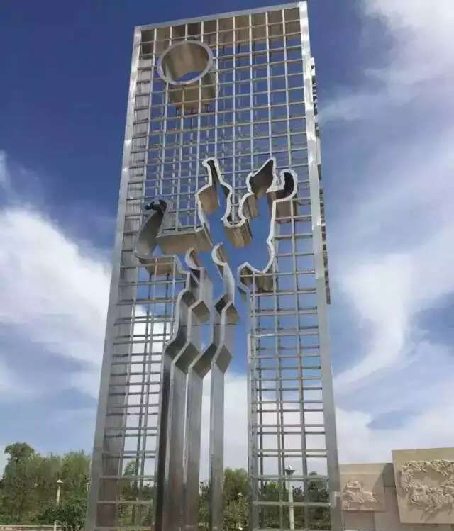 不锈钢景区大型创意雕塑图片