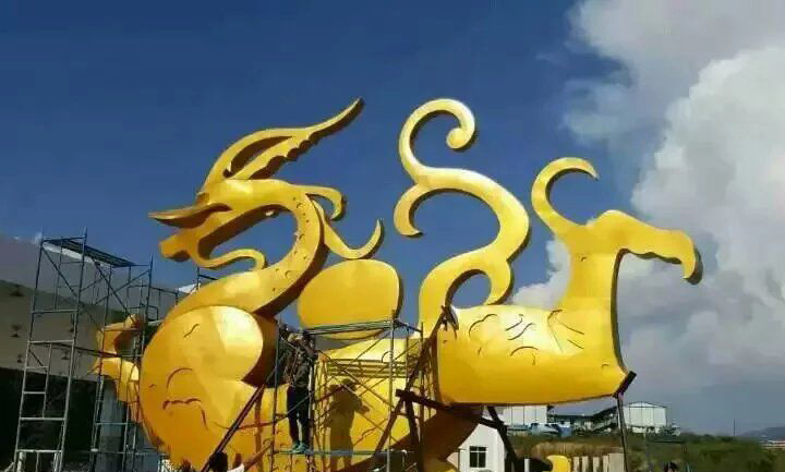 广场不锈钢动物龙雕塑图片