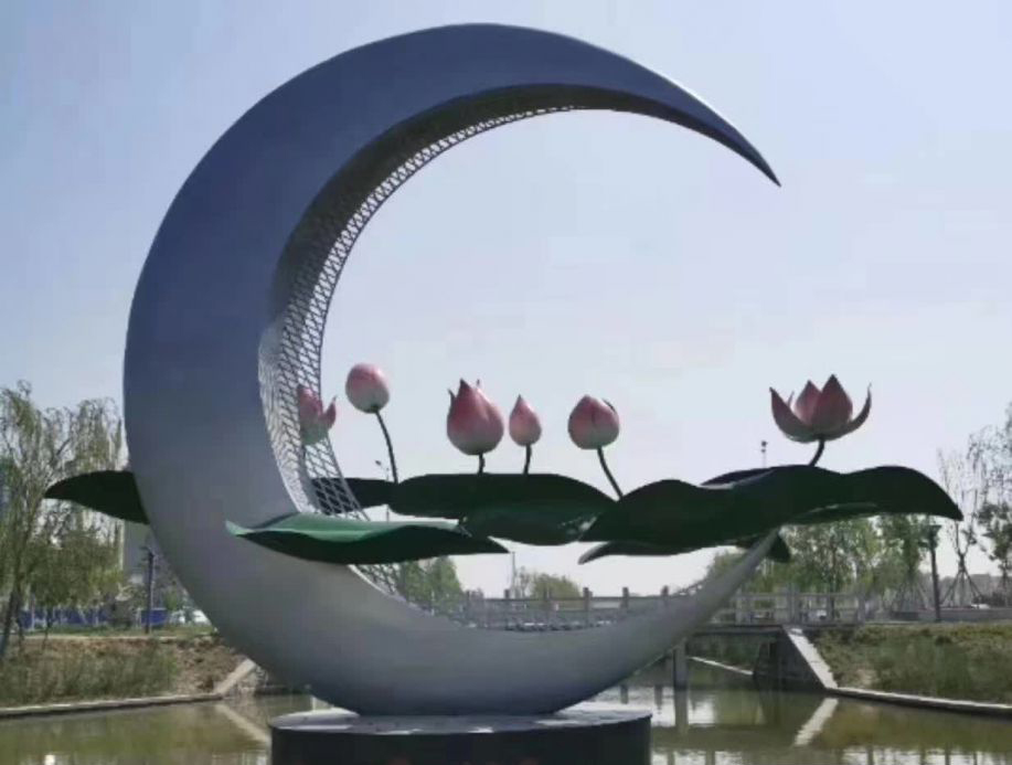 公园月亮不锈钢景观装饰雕塑图片