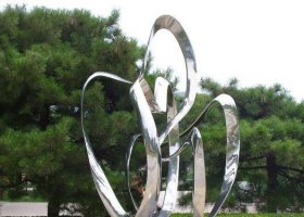 园林不锈钢镜面抽象雕塑