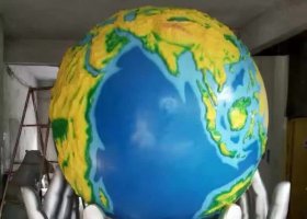 不锈钢手托地球景观雕塑