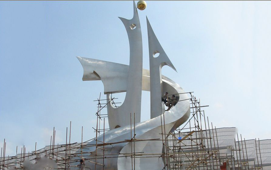 不锈钢抽象城市雕塑图片
