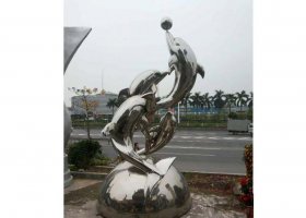 公园不锈钢顶球的海豚雕塑