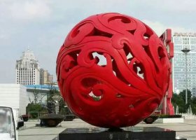 不锈钢红色镂空球景观雕塑