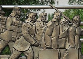 不锈钢工人人物雕塑
