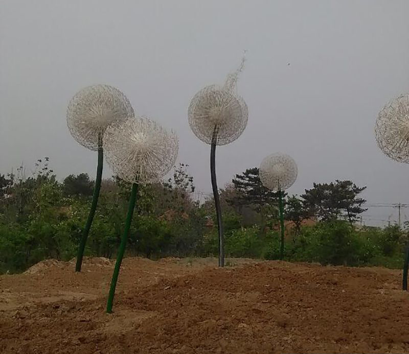 不锈钢蒲公英雕塑图片