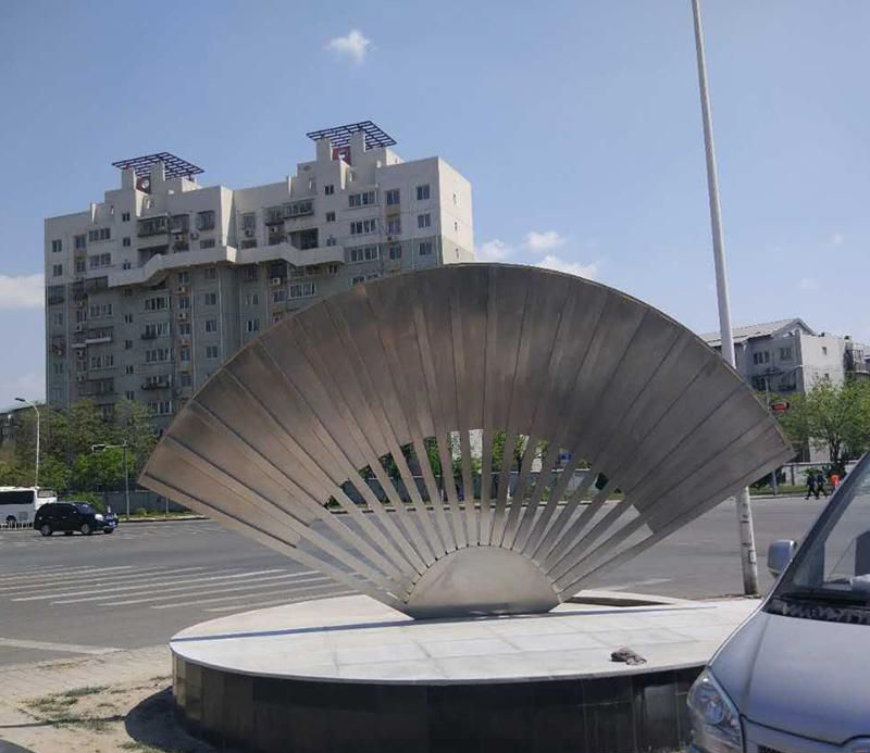 不锈钢扇子景观雕塑图片