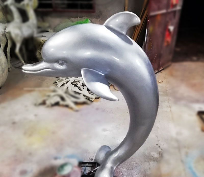 海豚不锈钢雕塑 图片