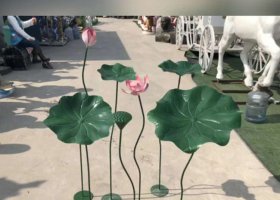不锈钢园林荷花雕塑