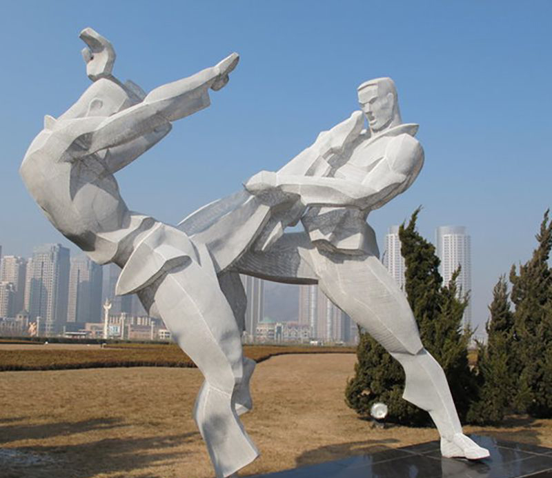 不锈钢户外比武雕塑图片