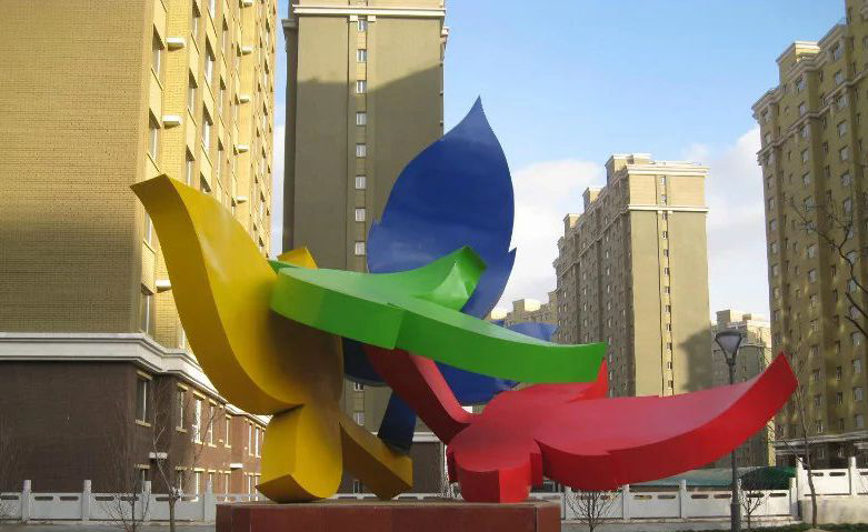 不锈钢树叶景观雕塑图片
