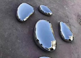 广场不锈钢镜面水滴雕塑