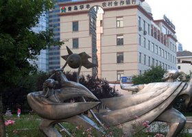不锈钢比武人物雕塑