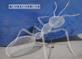 不锈钢镂空蚂蚁雕塑 