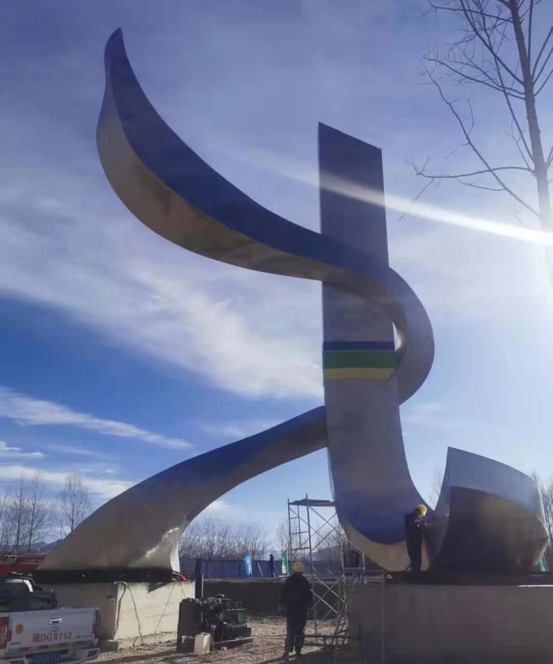 广场景观不锈钢雕塑图片