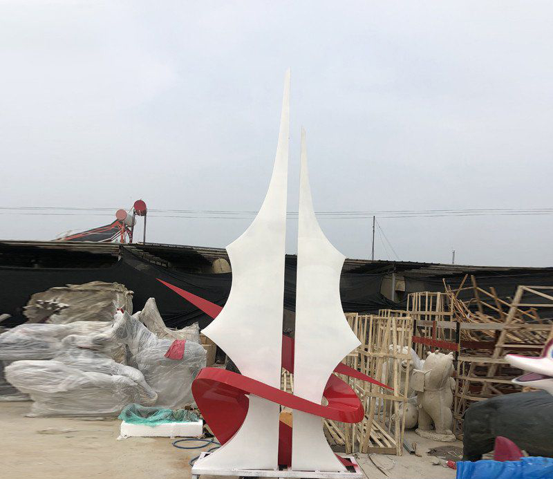 不锈钢抽象船帆雕塑图片