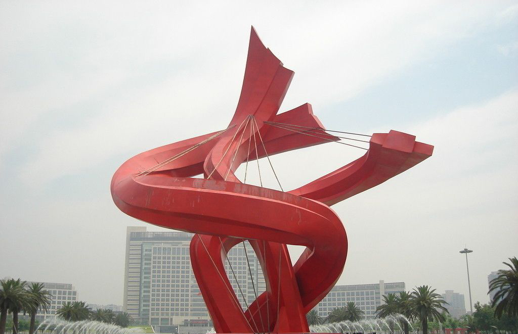 广场不锈钢团结景观雕塑图片