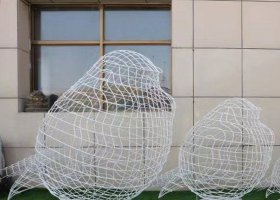 不锈钢镂空编织小鸟雕塑