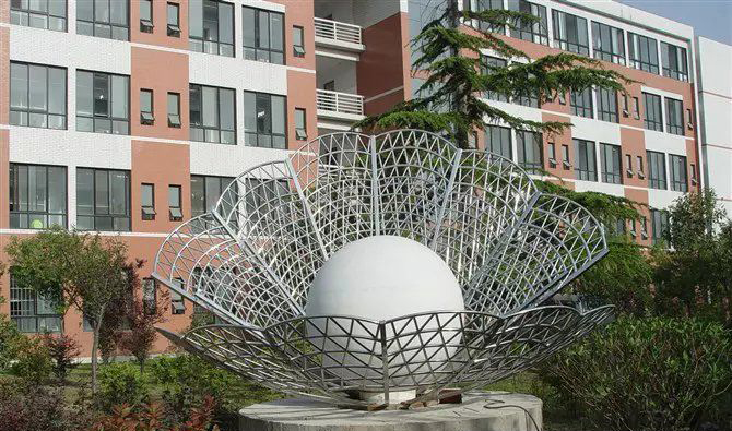 公园不锈钢明珠雕塑图片