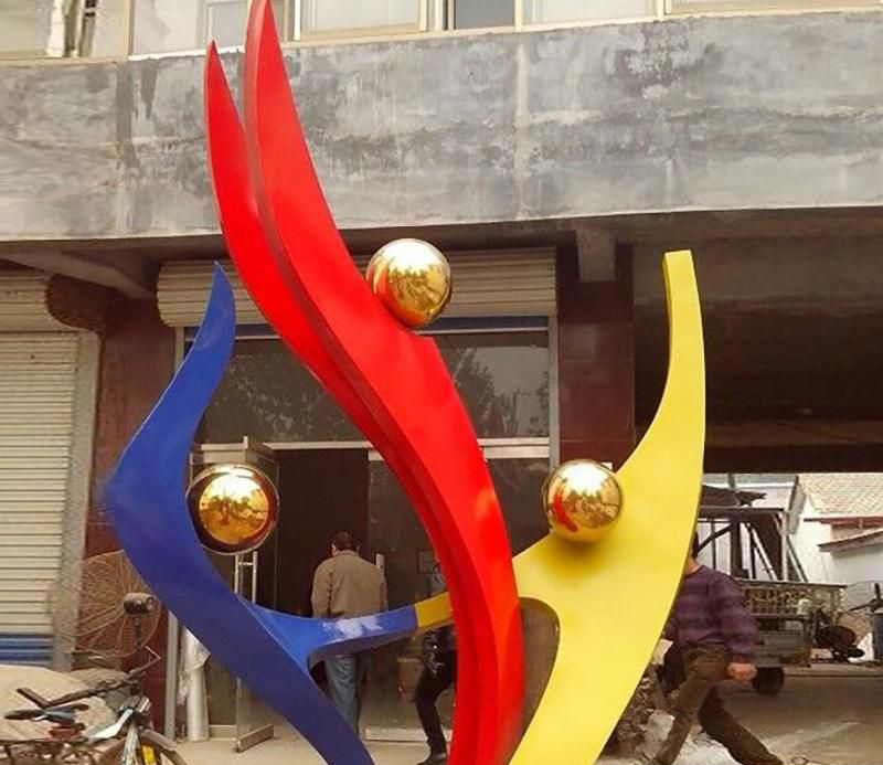 公园不锈钢抽象跳舞雕塑图片