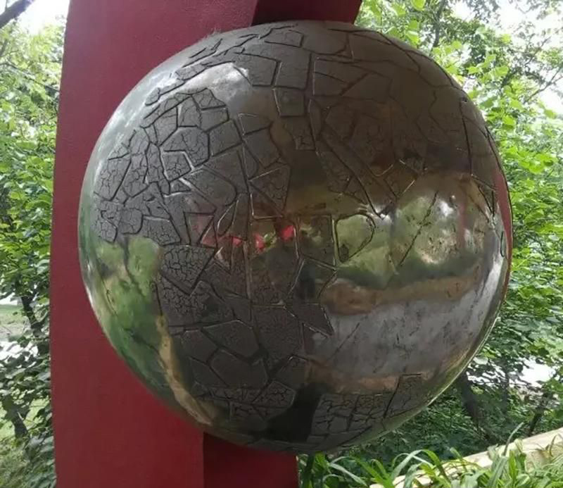 公园不锈钢金属球雕塑图片
