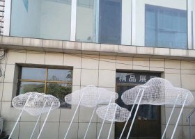 不锈钢编织镂空云雕塑