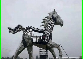 不锈钢大型镂空马雕塑