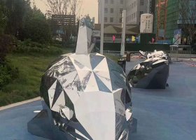 不锈钢镜面海豚