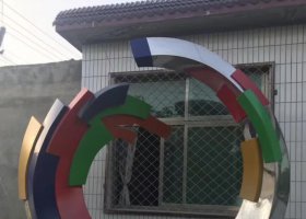 彩色不锈钢抽象圆环雕塑