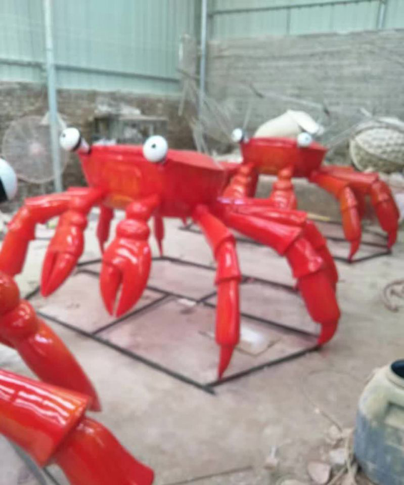 不锈钢仿真蜘蛛雕塑图片