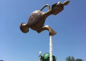 不锈钢酒壶装饰喷泉雕塑