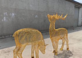 不锈钢镂空金色鹿雕塑