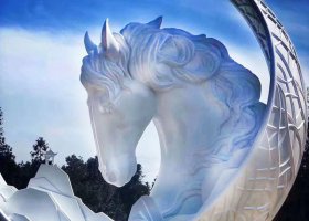不锈钢马景观雕塑